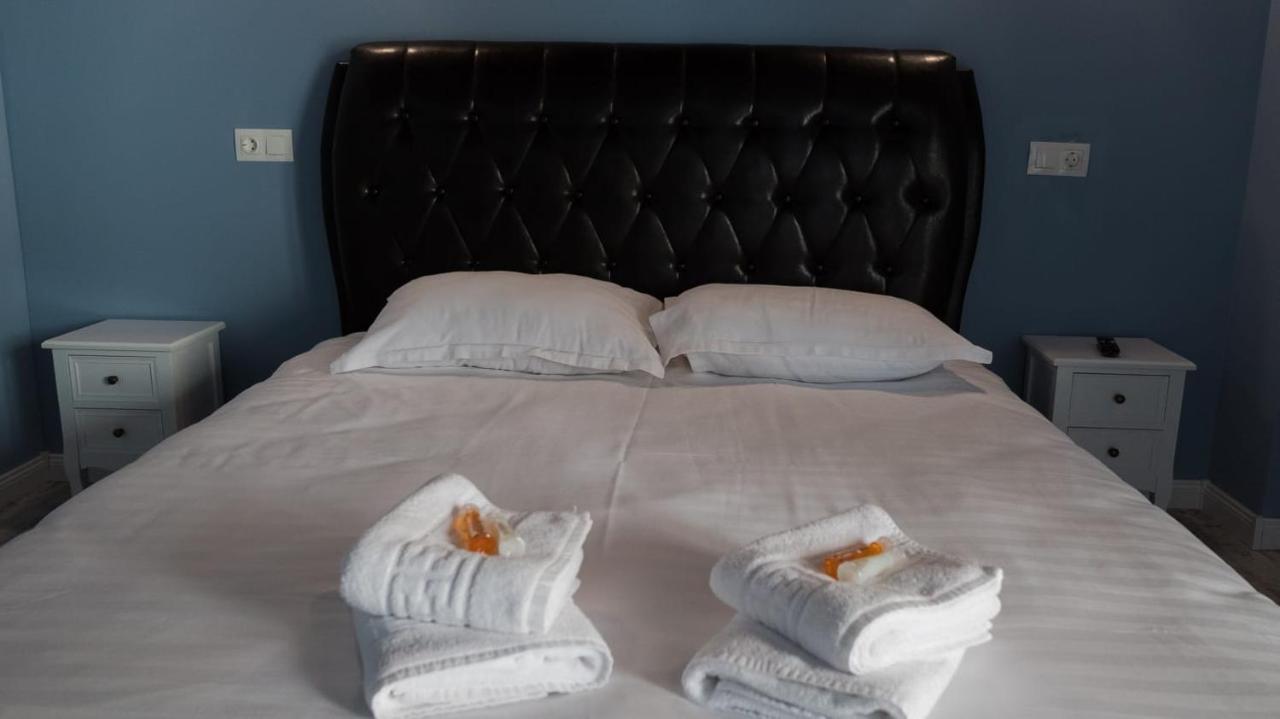 Villa Wild Rooms Jiet Dış mekan fotoğraf