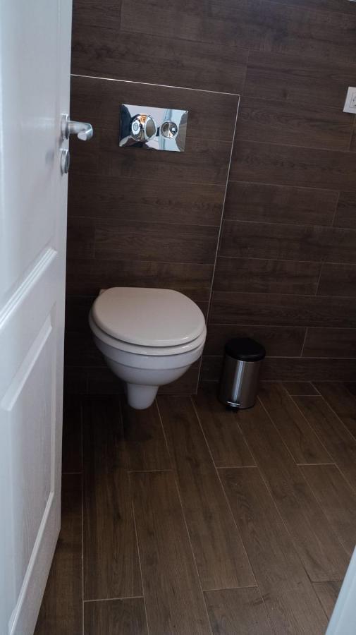 Villa Wild Rooms Jiet Dış mekan fotoğraf