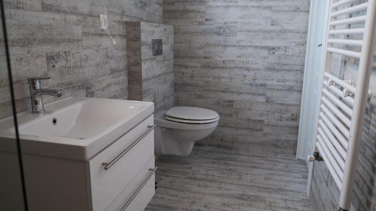 Villa Wild Rooms Jiet Dış mekan fotoğraf