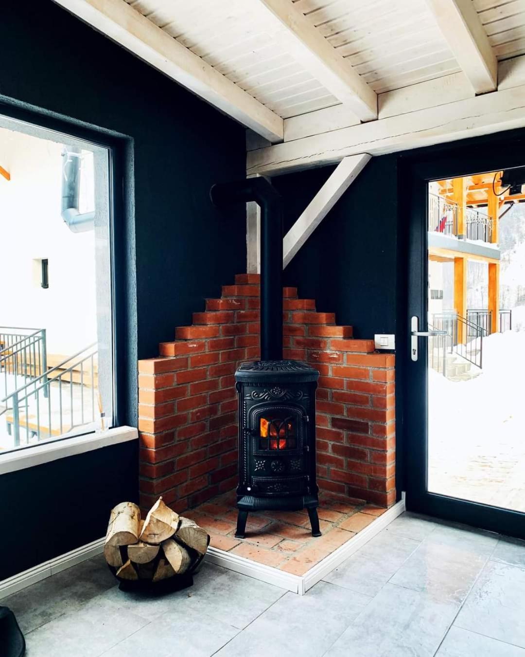 Villa Wild Rooms Jiet Dış mekan fotoğraf